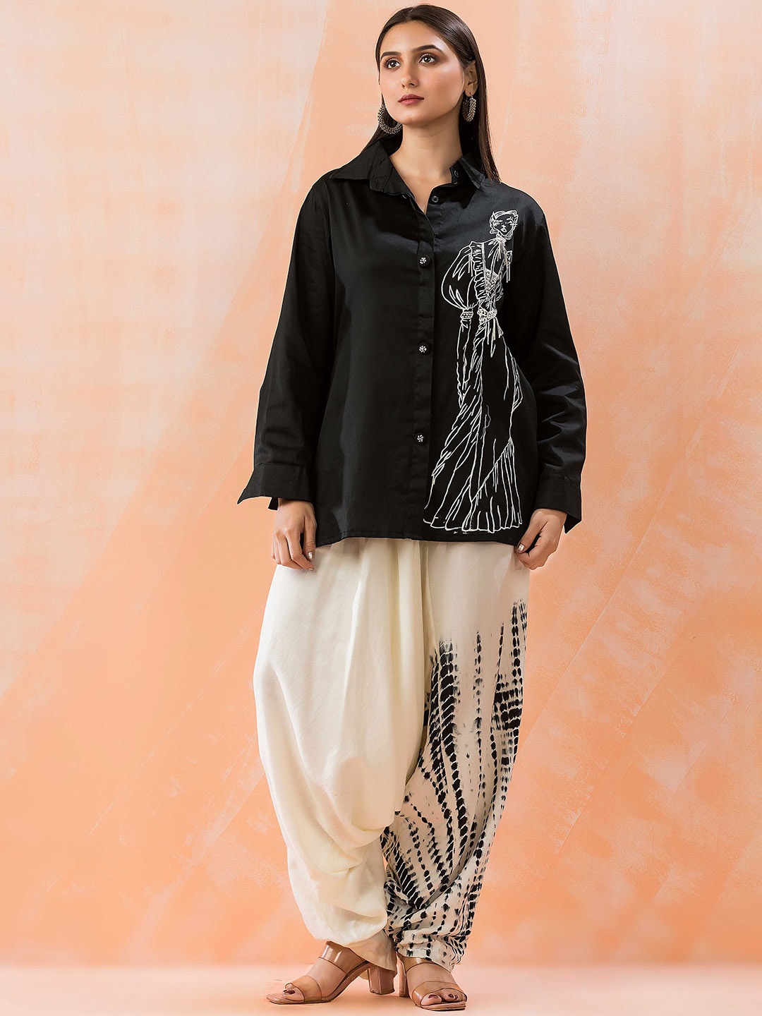 

SACRED SUTA Printed Long Sleeves Shirt With Trouser, Black