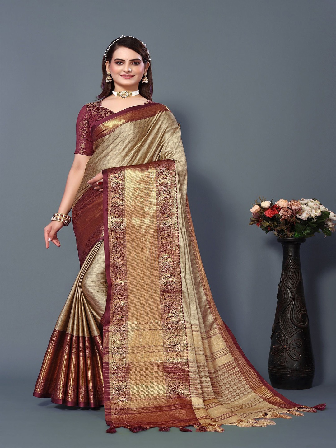 

Aika Woven Design Zari Silk Blend Banarasi Saree, Brown