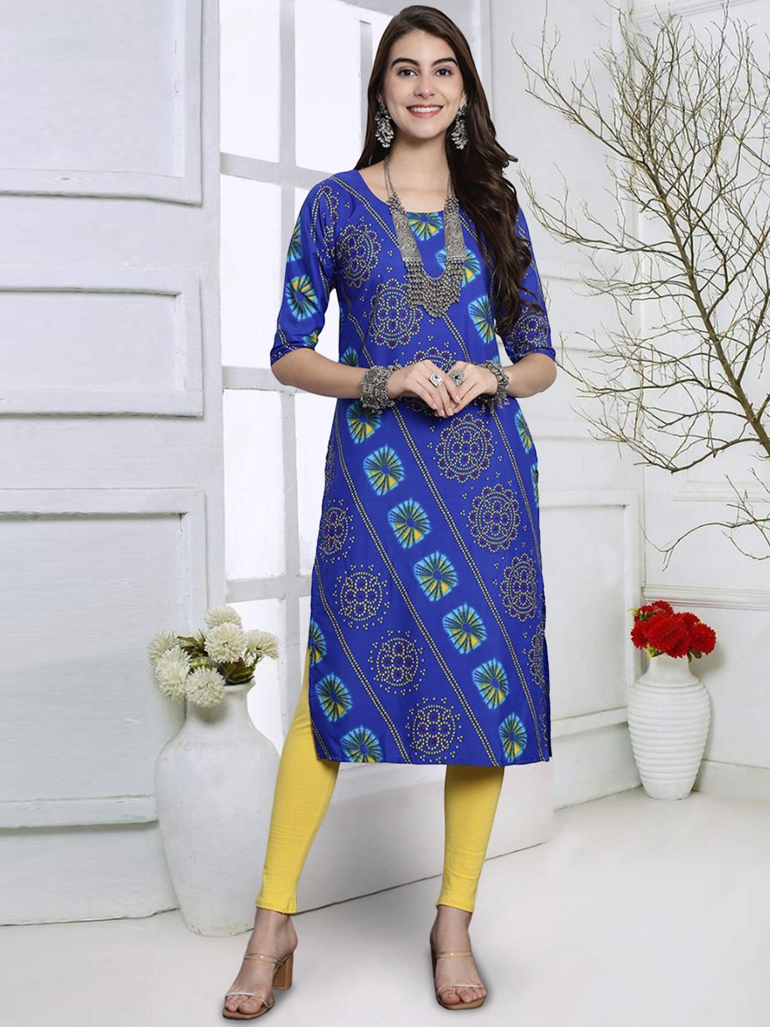 

7Threads Ethnic Motifs Printed Round Neck Crepe Straight Kurta, Blue