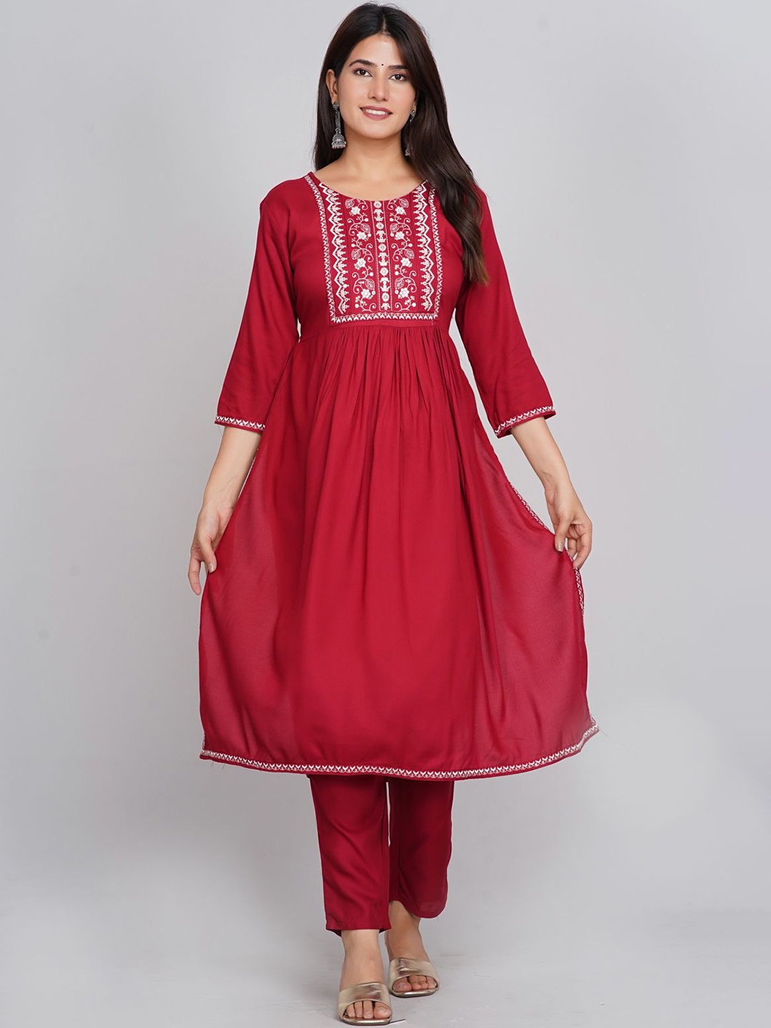 

KALINI Floral Embroidered Empire Sequinned Straight Kurta with Trousers, Maroon