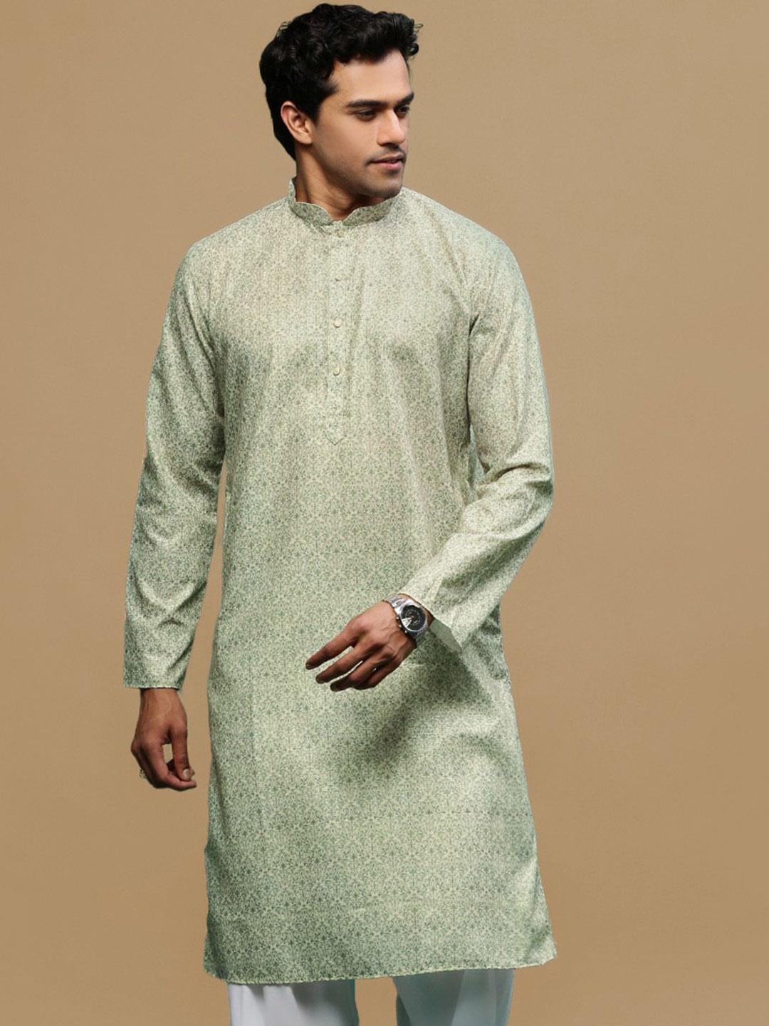 

Sanwara Floral Printed Mandarin Collar Cotton Straight Kurta, Green