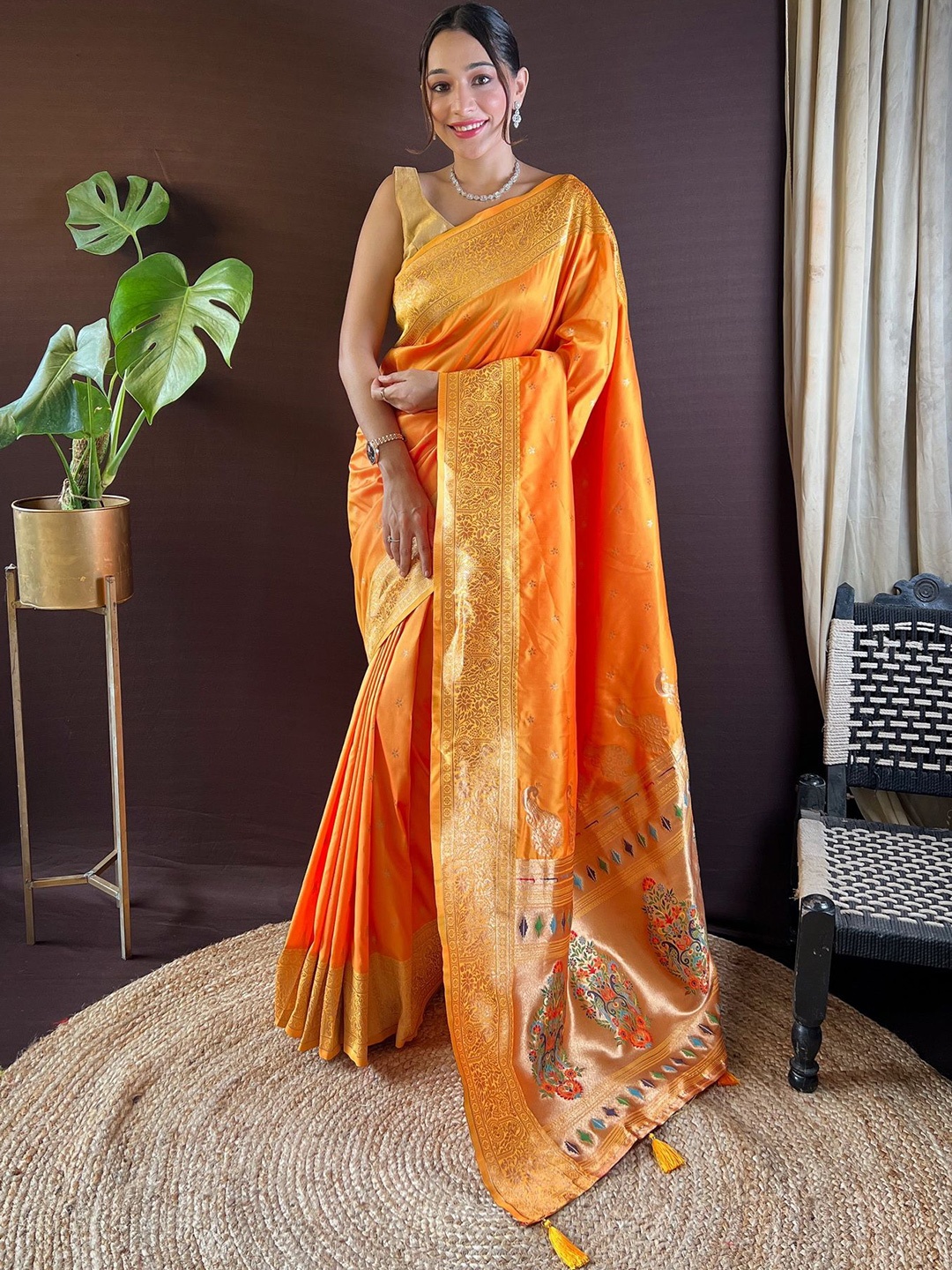 

Ekta Textiles Woven Design Zari Pure Silk Paithani Saree, Mustard