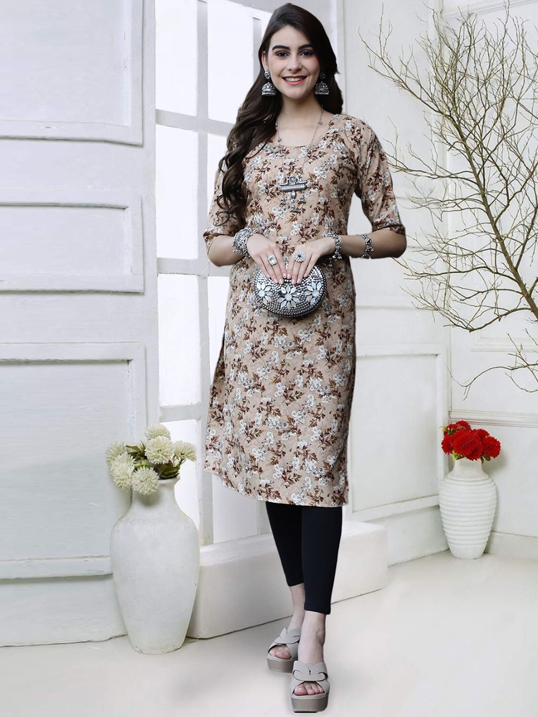 

7Threads Floral Printed Round Neck Straight Kurta, Beige