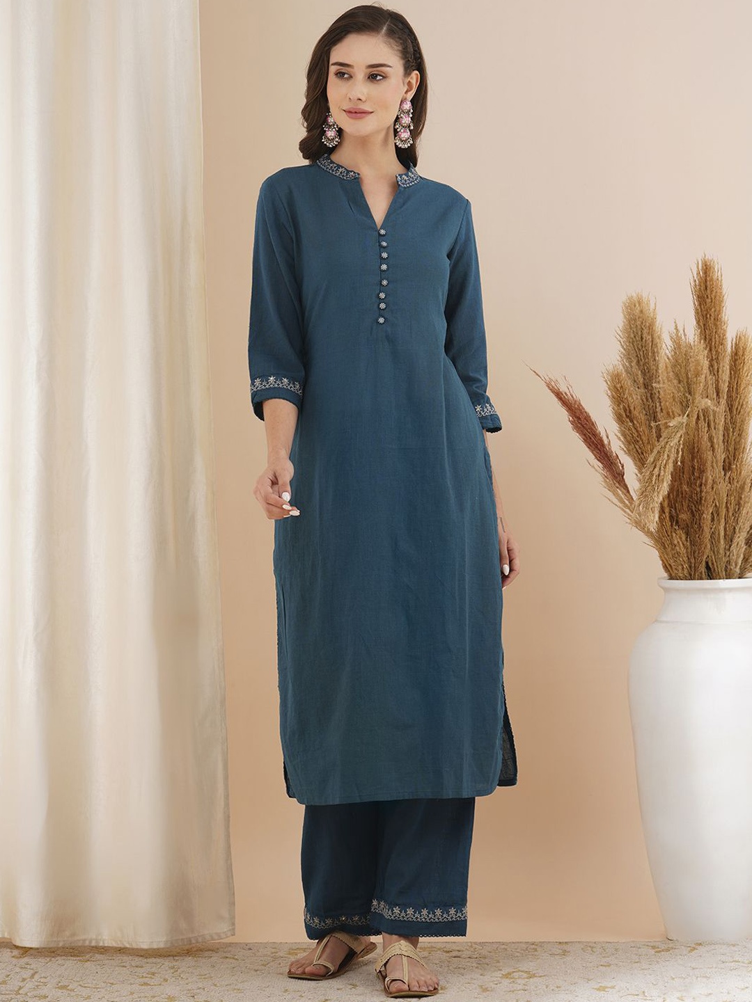 

FASHOR Zari Embroidered Mandarin Collar Tunic With Palazzo, Sea green