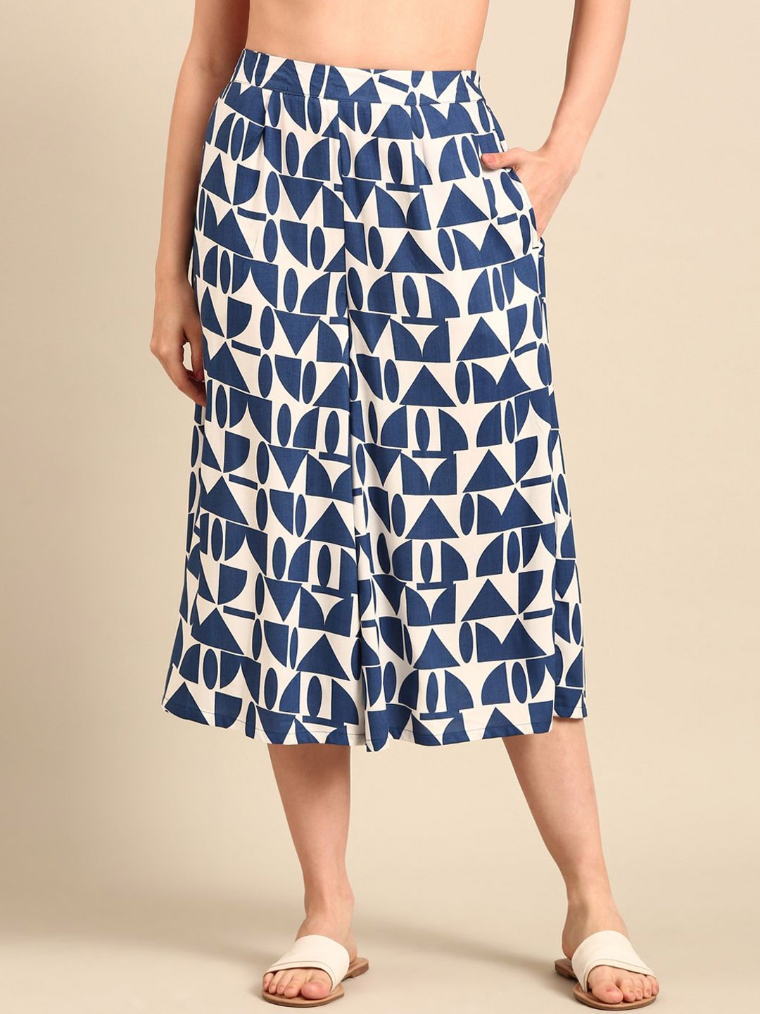 

De Moza Women Printed Mid-Rise Regular Fit Culottes Trousers, Blue