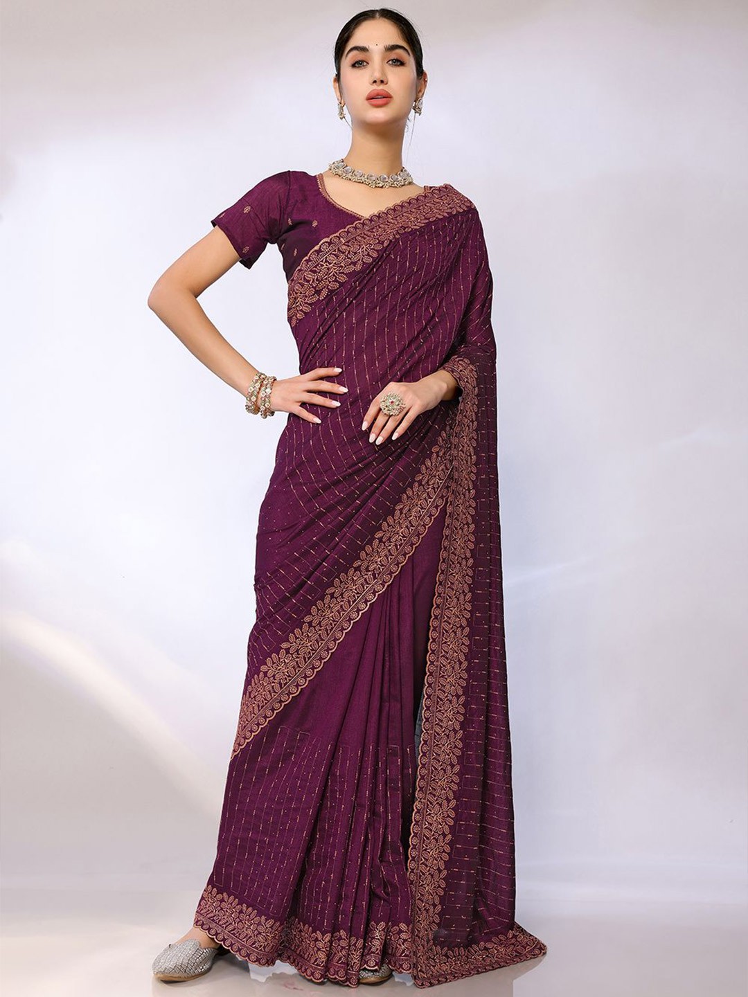 

FABMORA Ethnic Motifs Embroidered designer Saree with blouse piece, Purple