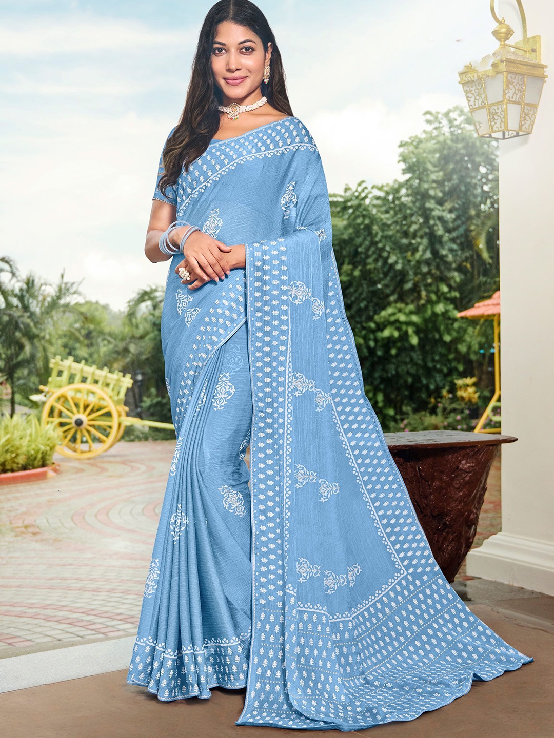 

Laxmipati Floral Poly Chiffon Saree, Blue