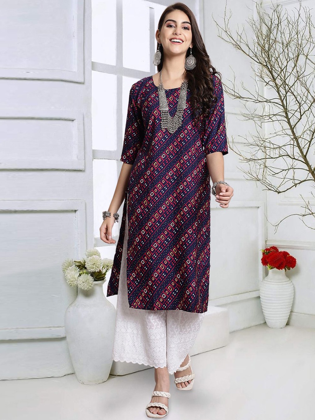 

7Threads Bandhani Printed Round Neck Crepe Straight Kurta, Navy blue