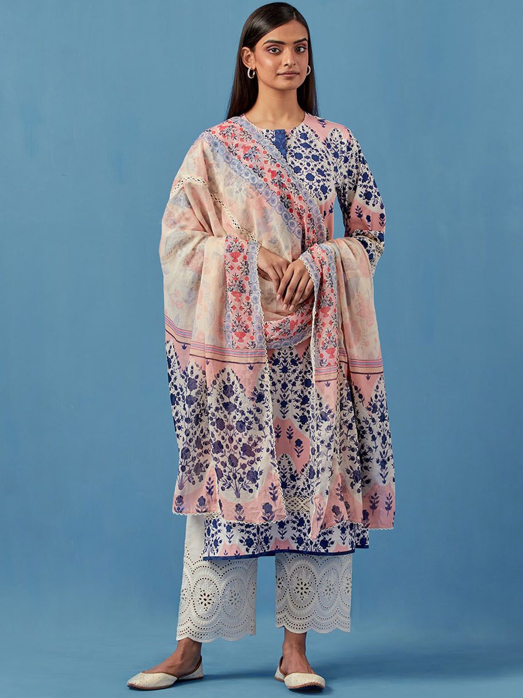 

Sage Saga Floral Printed Pure Cotton Straight Kurta with Trousers & With Dupatta, Blue