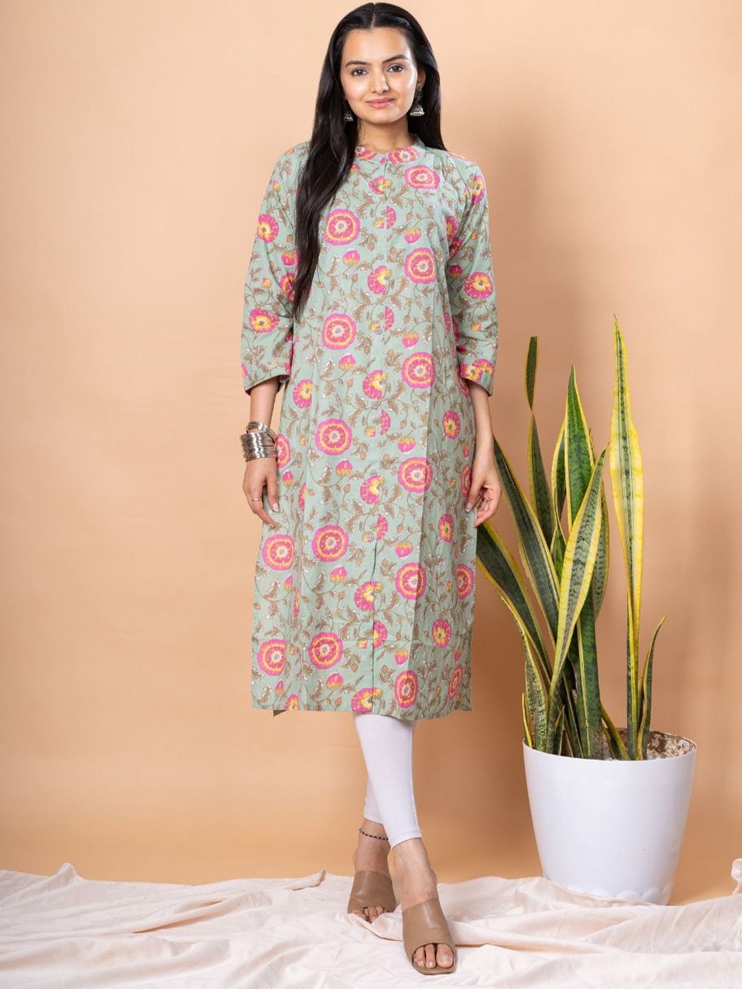 

EKISHA Printed Pure Cotton Straight Kurta, Green