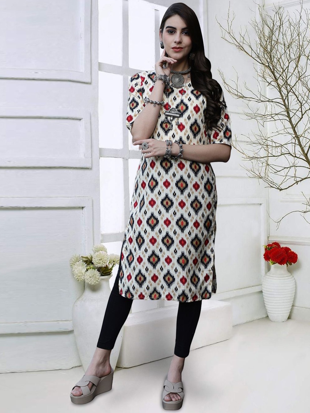 

7Threads Geometric Printed Round Neck Crepe Straight Kurta, Off white