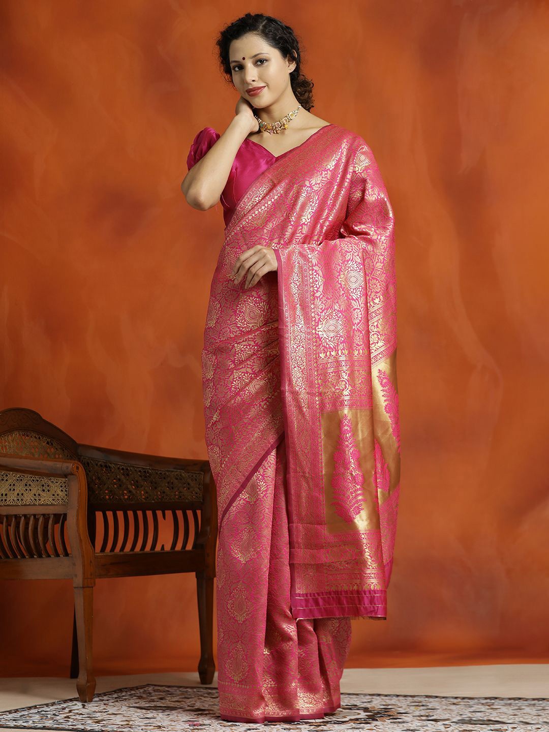 

Jaipur Kurti Silk Zari Woven Heavy Banarasi Saree, Pink