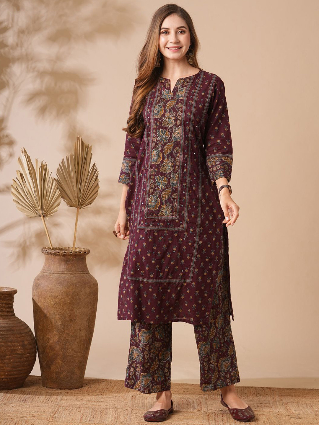 

FASHOR Floral Printed Notch Neck Mirror Work Pure Cotton Straight Kurta with Trousers, Burgundy