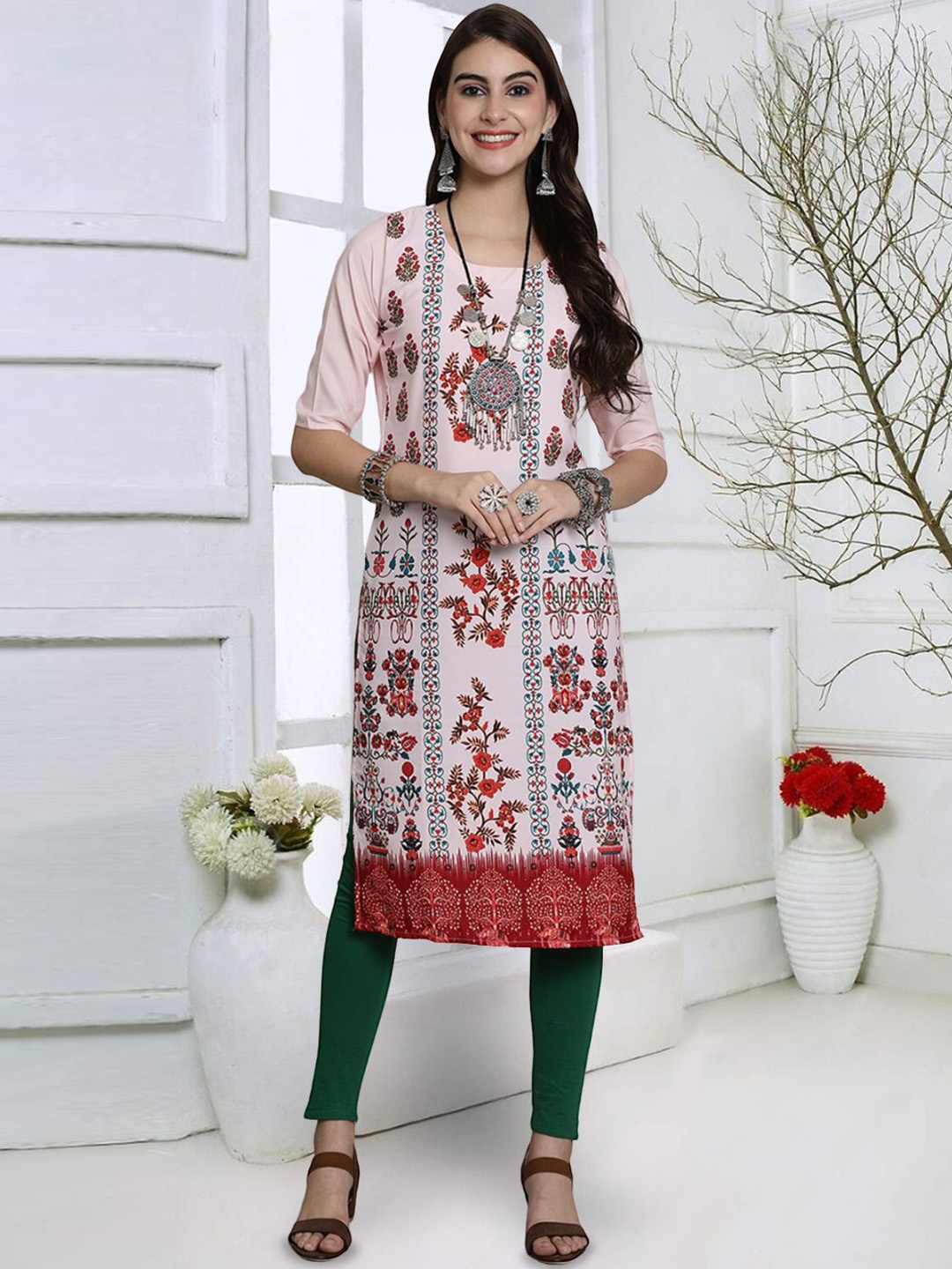 

7Threads Floral Printed Round Neck Straight Kurta, Pink