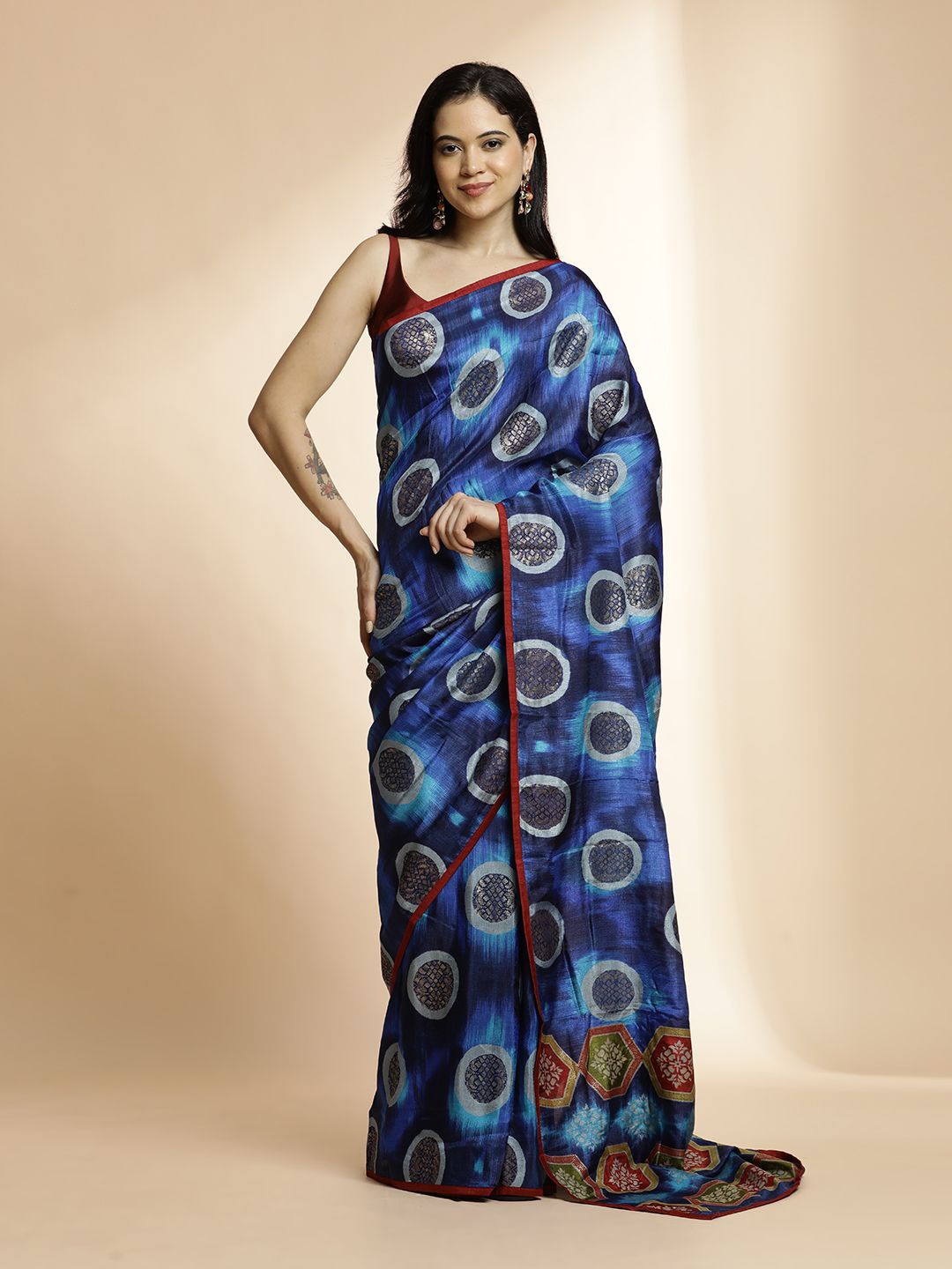 

Jaipur Kurti Ethnic Motifs Printed Zari Saree, Blue