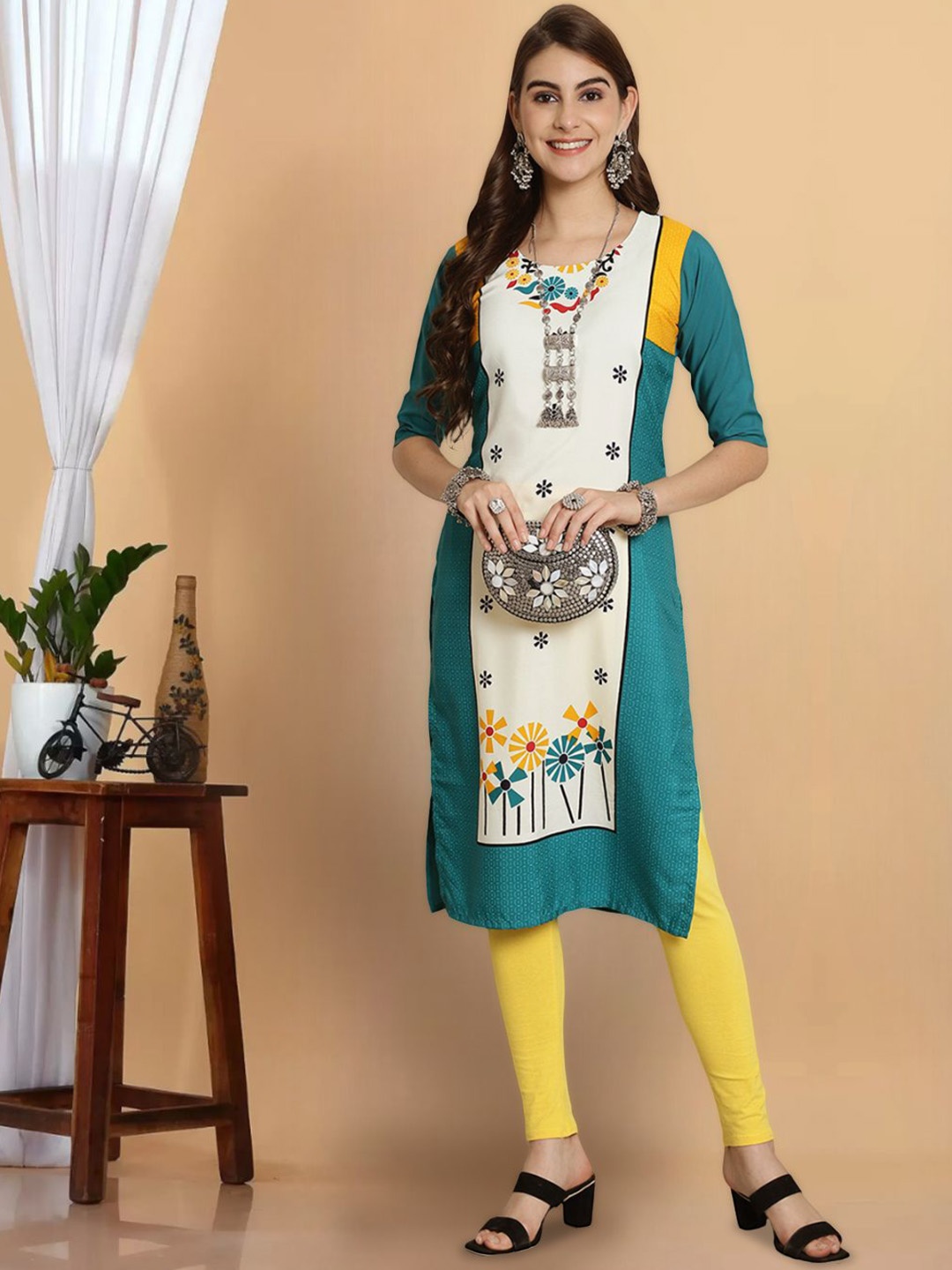 

7Threads Ethnic Motifs Printed Round Neck Straight Kurta, White