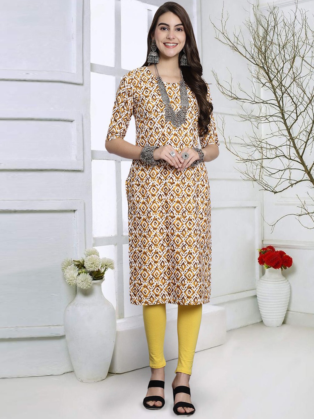 

7Threads Geometric Printed Straight Kurta, Beige