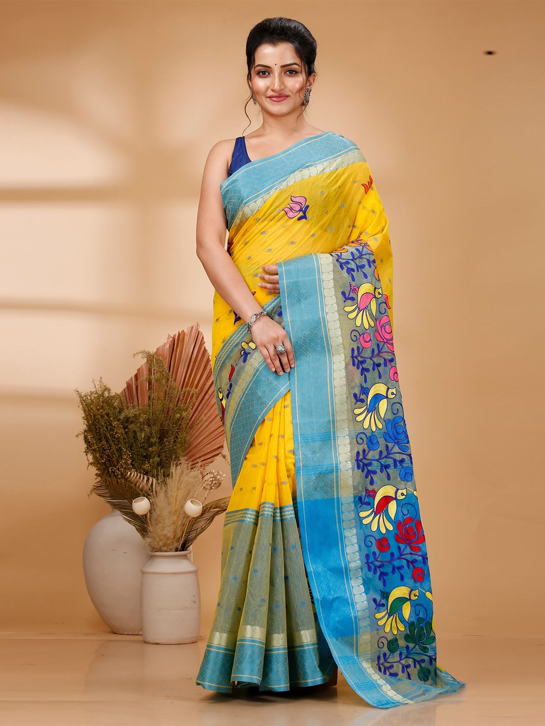 

DipDiya Embroidered Ethnic Motifs Pure Cotton Taant Saree, Yellow