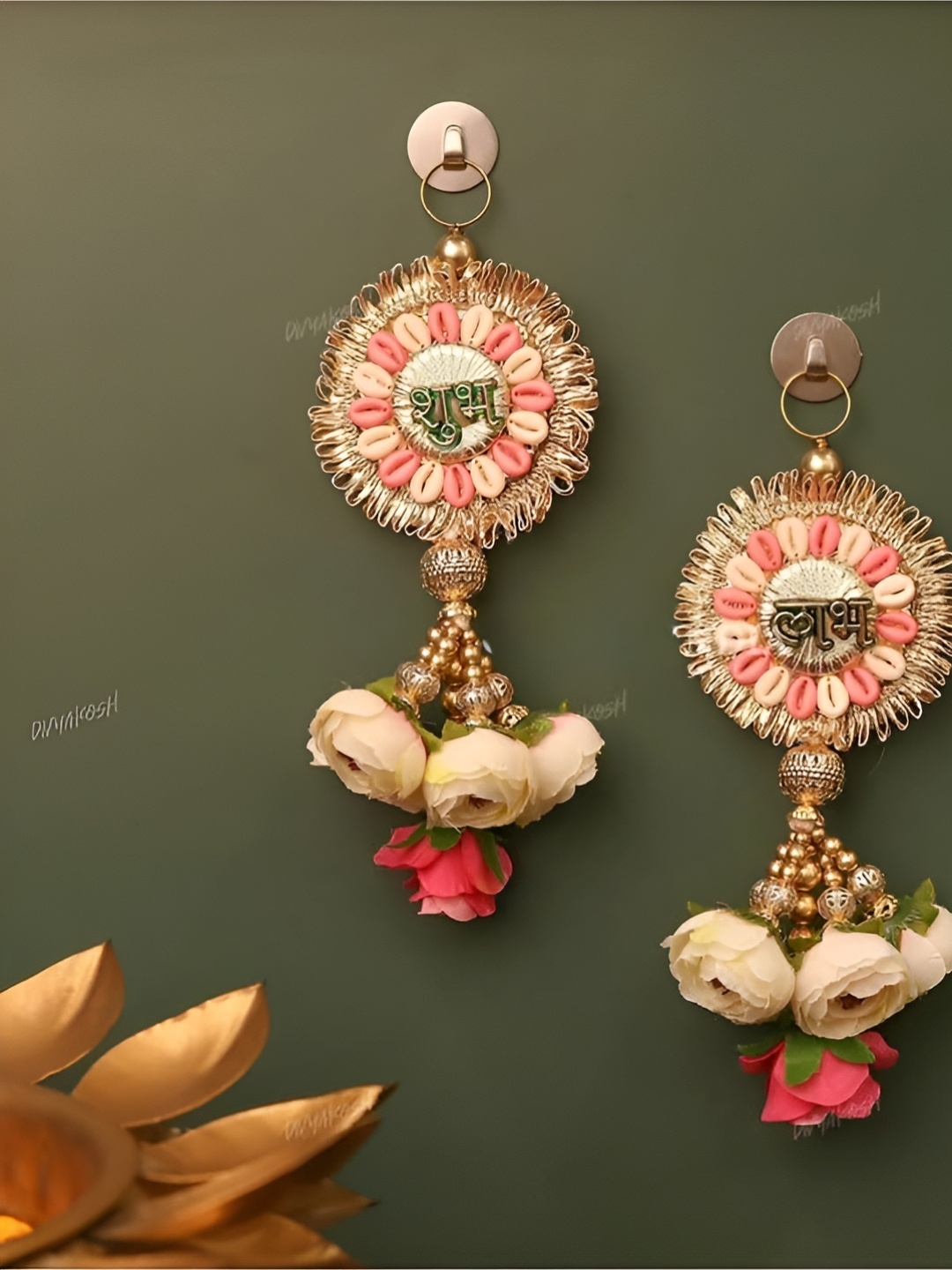 

Divyakosh Green & Pink 2 Pieces Lotus Decoration Door Hangings, White