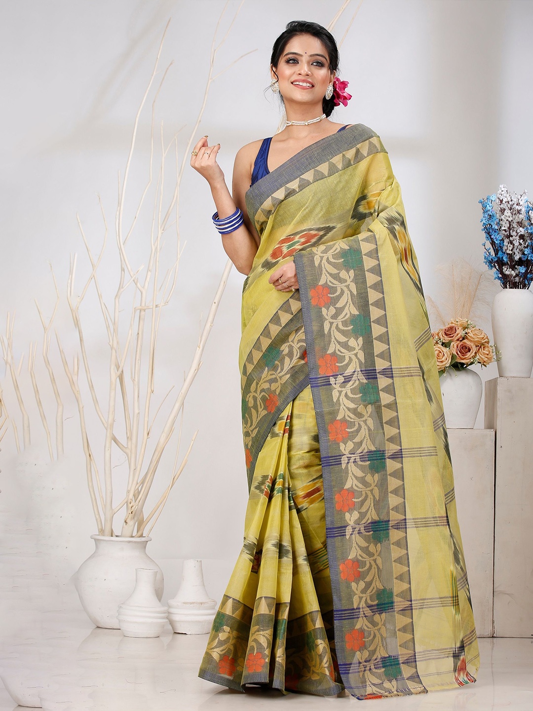 

PuJoy Woven Design Zari Pure Cotton Taant Saree, Green