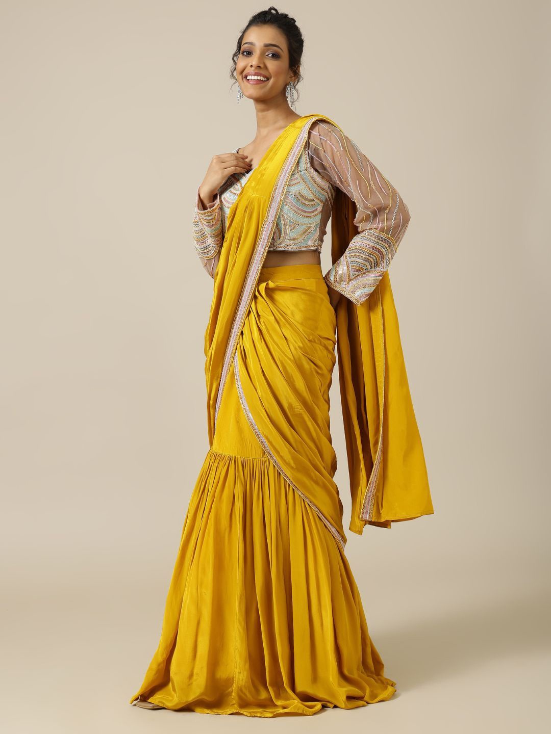 

Shreeka Solid Saree, Yellow