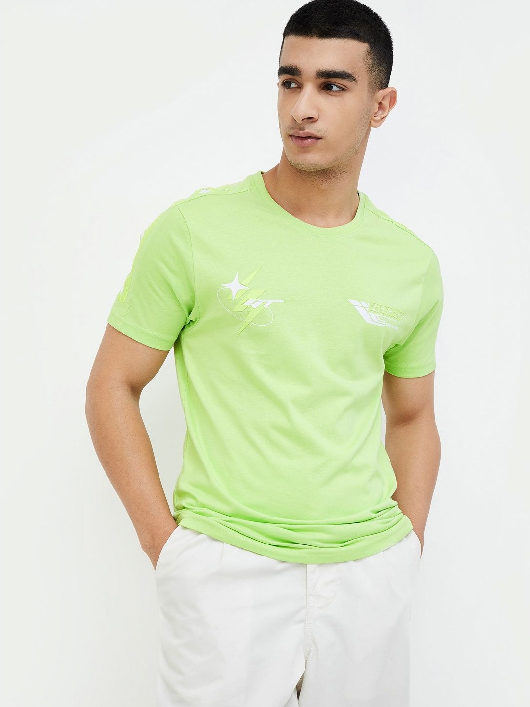 

Bossini Men Dyed Pockets T-shirt, Green
