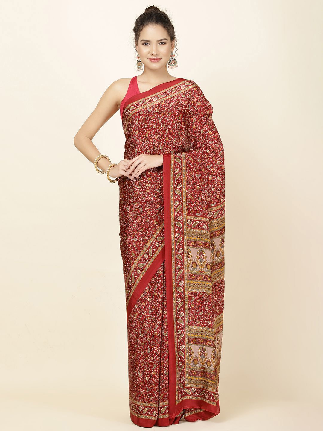 

Meena Bazaar Printed Floral Saree, Maroon