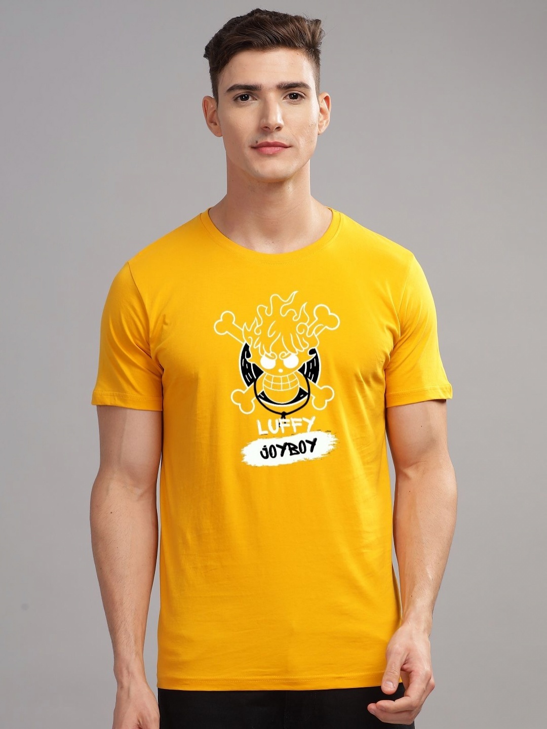 

ADRO Men Printed Applique T-shirt, Mustard