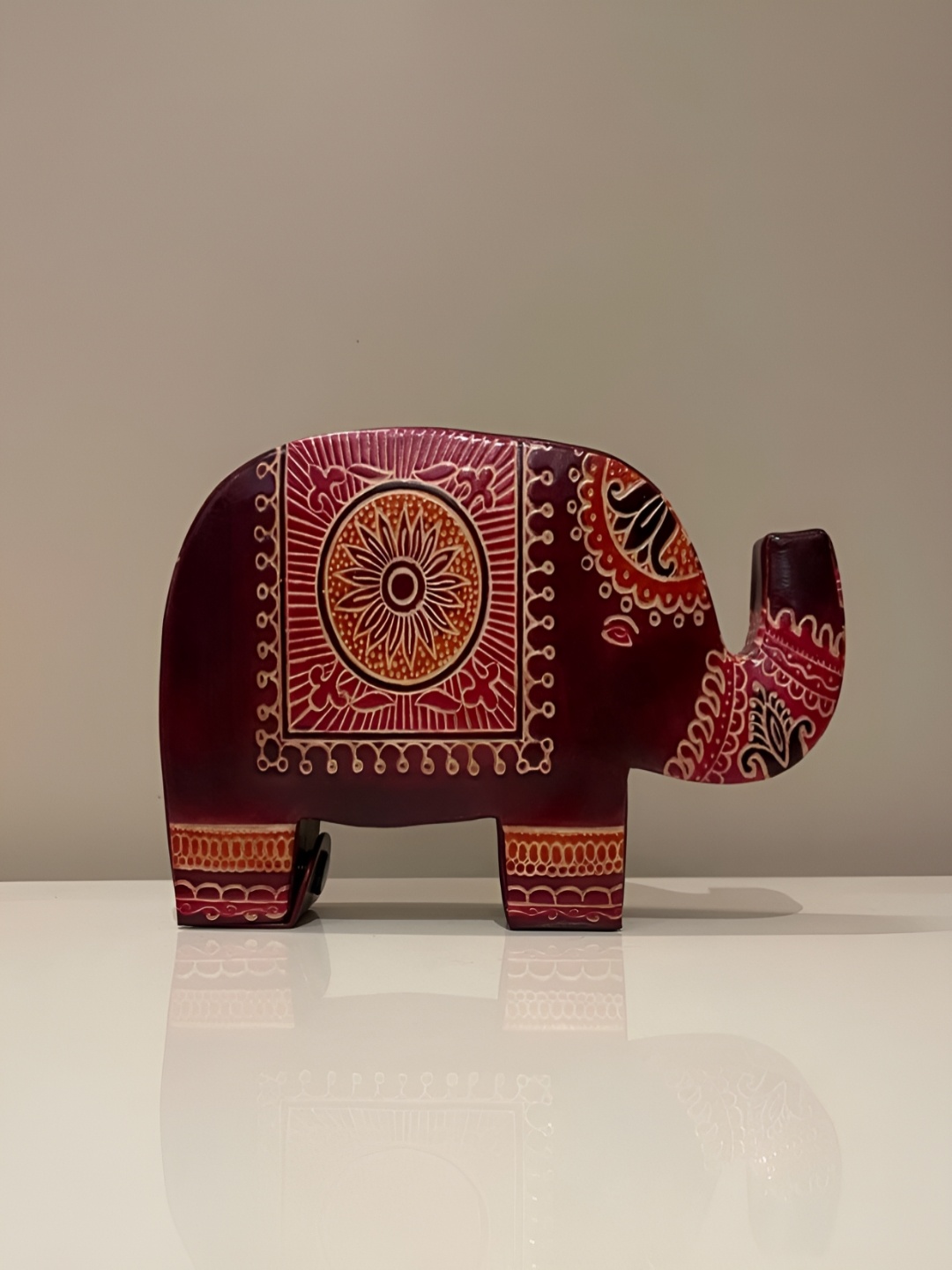 

MAATIR DESIGNS Leather Elephant Coin Box, Red
