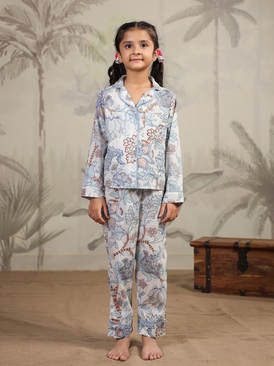 

SANSKRUTIHOMES Girls Pure Cotton Printed Night suit, Grey