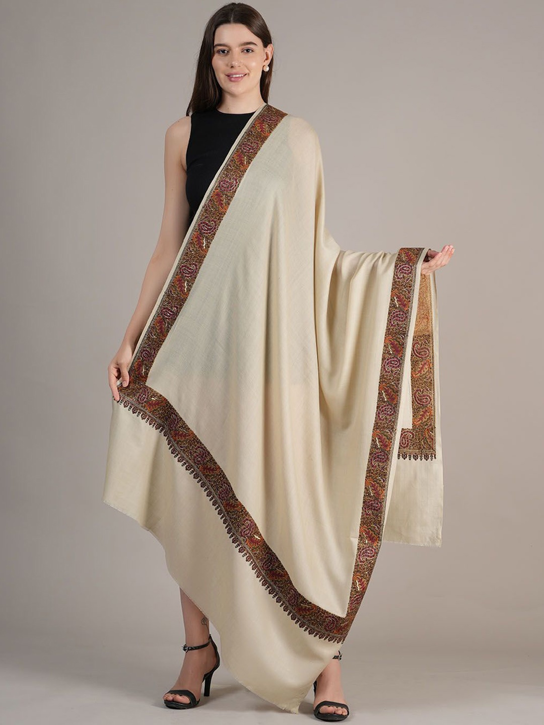 

MUFFLY Floral Embroidered Pashmina Woolen Shawl, Cream