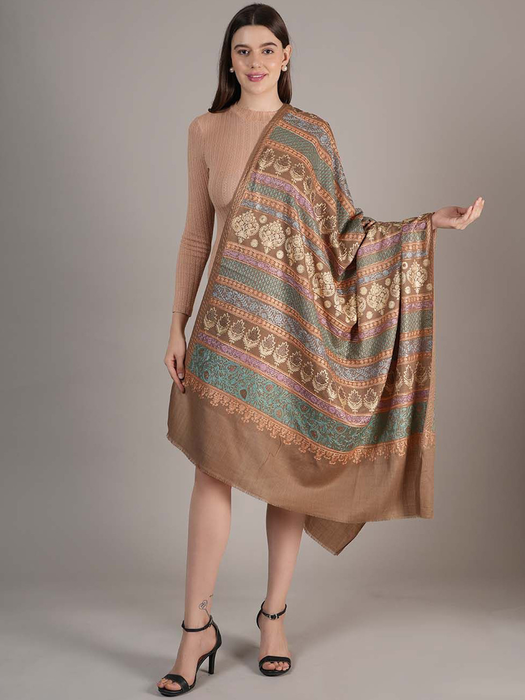 

MUFFLY Floral Embroidered Shawl, Brown