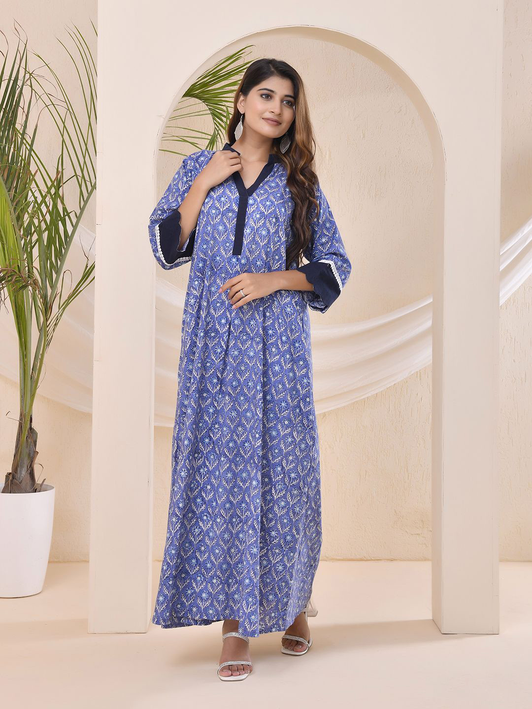 

THE SAFFRON SAGA Print Maxi Dress, Blue
