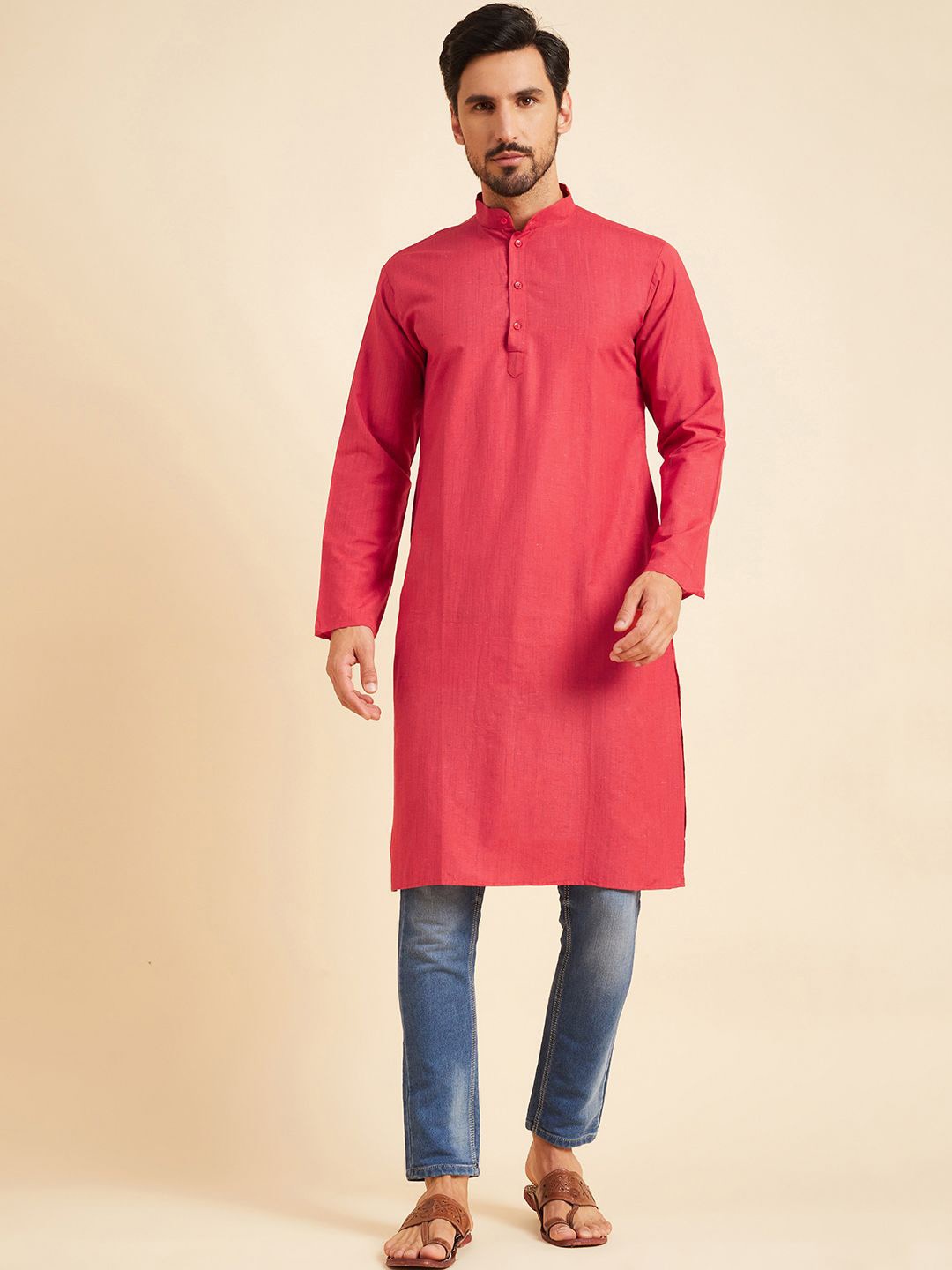 

Sangria Mandarin Collar Pure Cotton Straight Kurta, Red