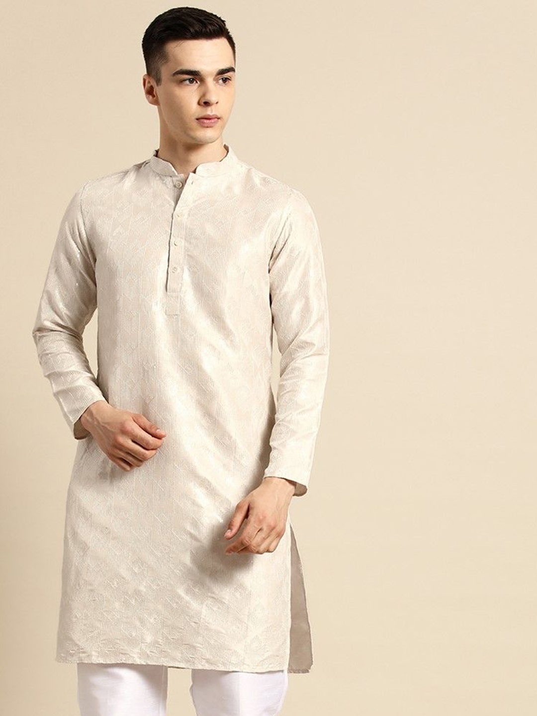 

Sayisha Geometric Sequins Mandarin Collar Straight Kurta, Off white