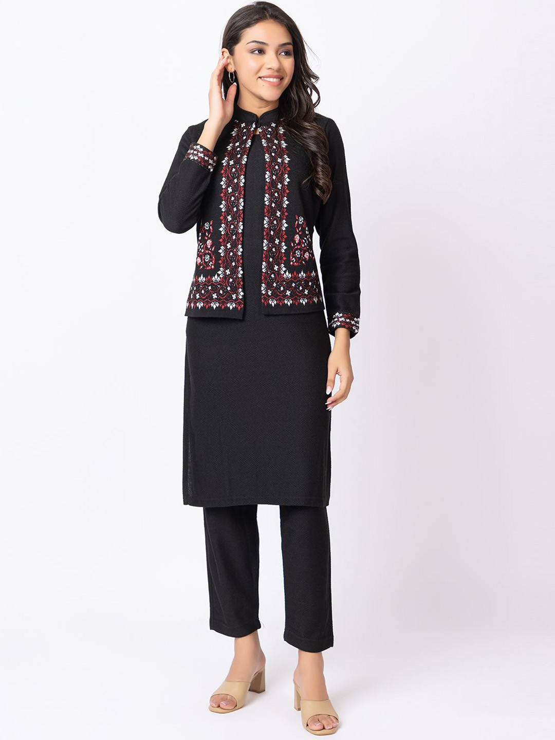 

Anouk Black Floral Printed Mandarin Collar Jacquard Straight Winter Wear Kurta With Trouser