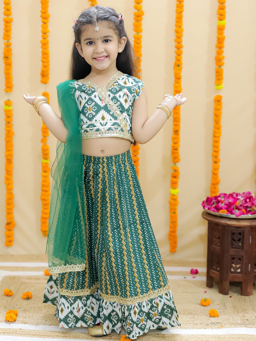 

JUNITOS Girls Printed Sequinned Pure Cotton Ready to Wear Lehenga & Blouse With Dupatta, Green