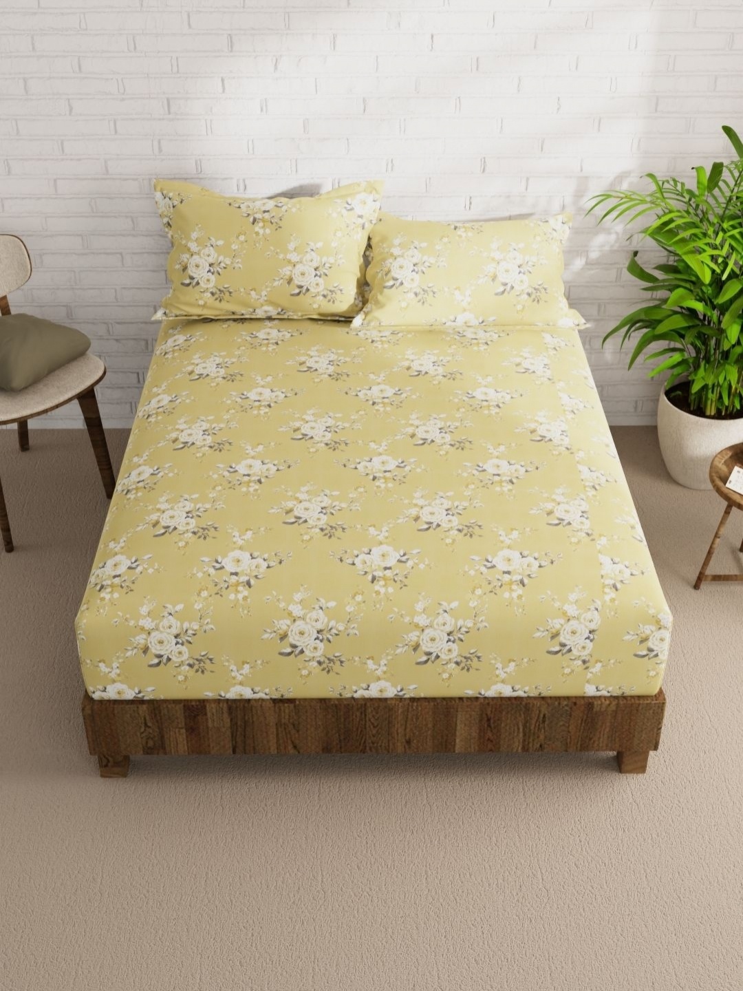 

KOPA Mustard & White Floral 152 TC Queen Bedsheet with 2 Pillow Covers