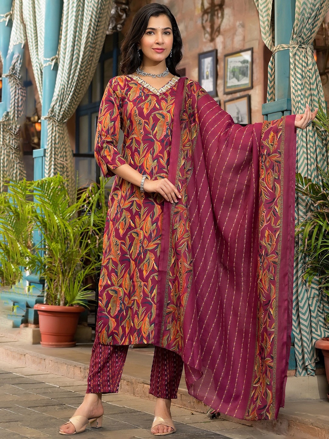 

KALINI Ethnic Motifs Printed Kurta with Trousers & Dupatta, Red