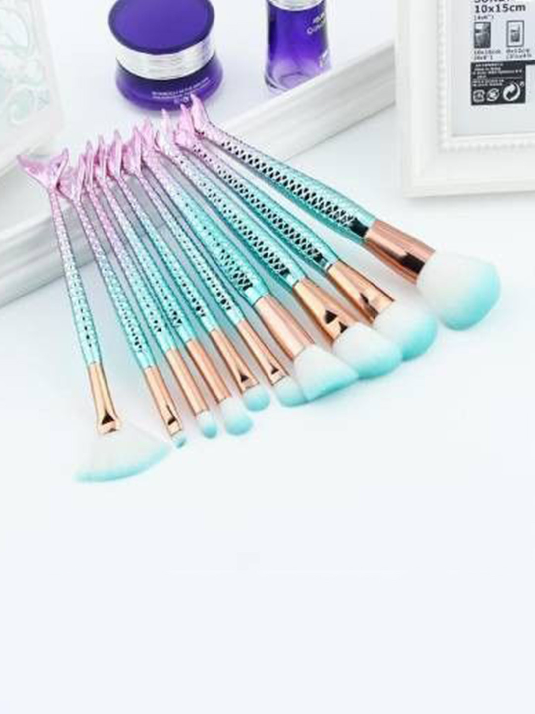 

Yoana Set Of 10 Fish Soft Nylon Bristles Beauty Brushes Kit, Blue