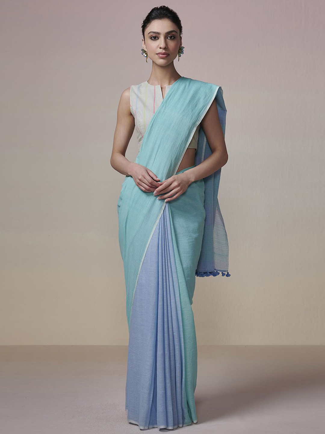 

DRESSFOLK Handloom Cotton Ink blue and bright turquoise blue Saree