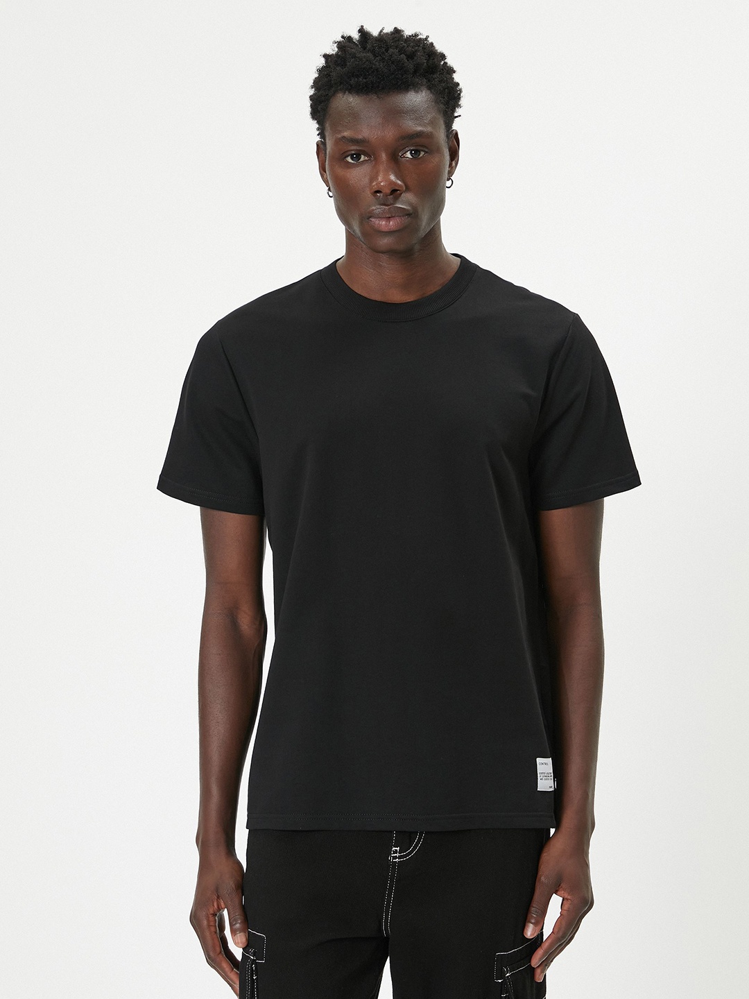 

Koton Men Pockets T-shirt, Black