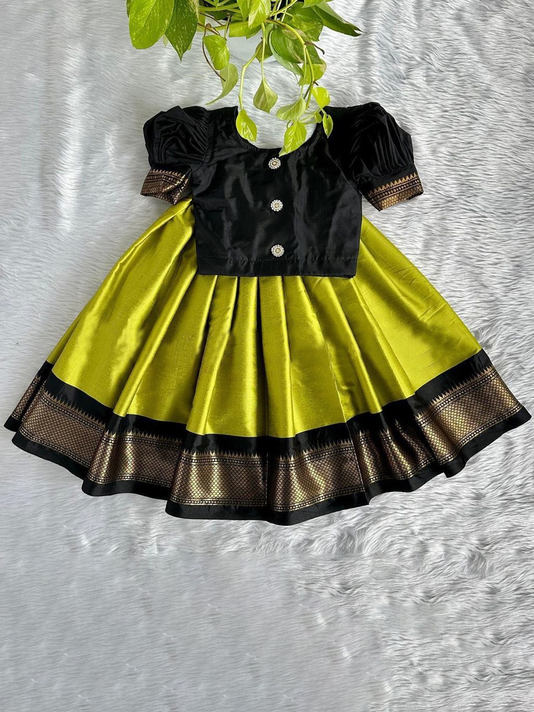 

UFB Girls Ready to Wear Lehenga and Blouse, Lime green