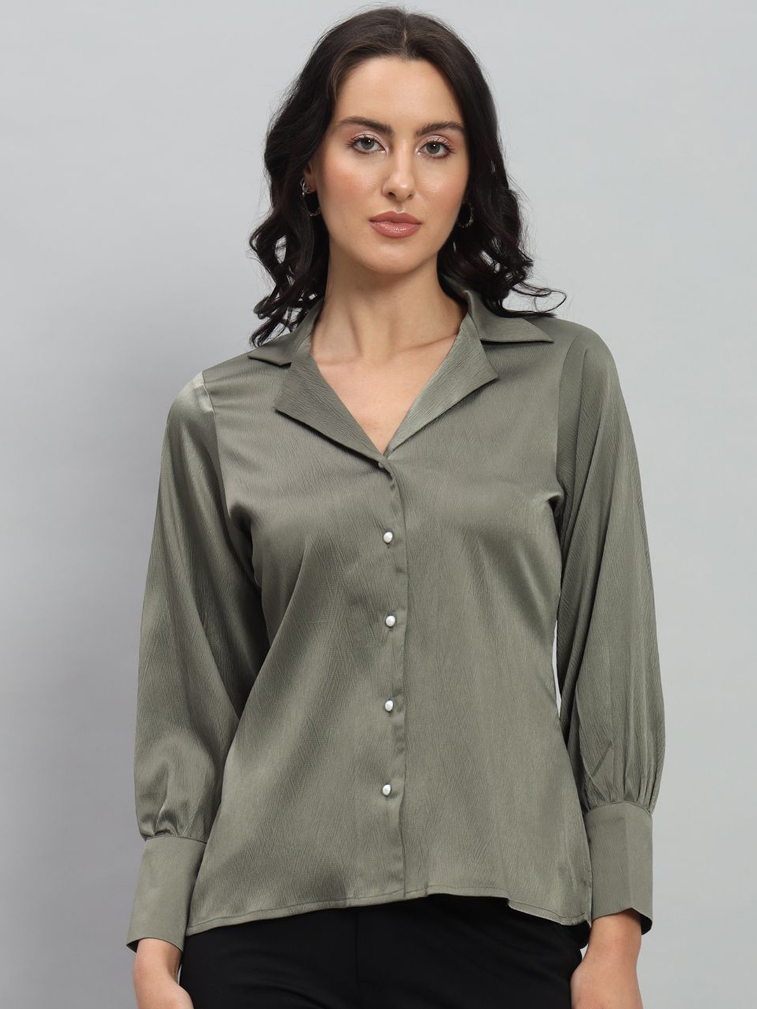 

RACHNA Women Standard Spread Collar Solid Satin Formal Shirt, Green