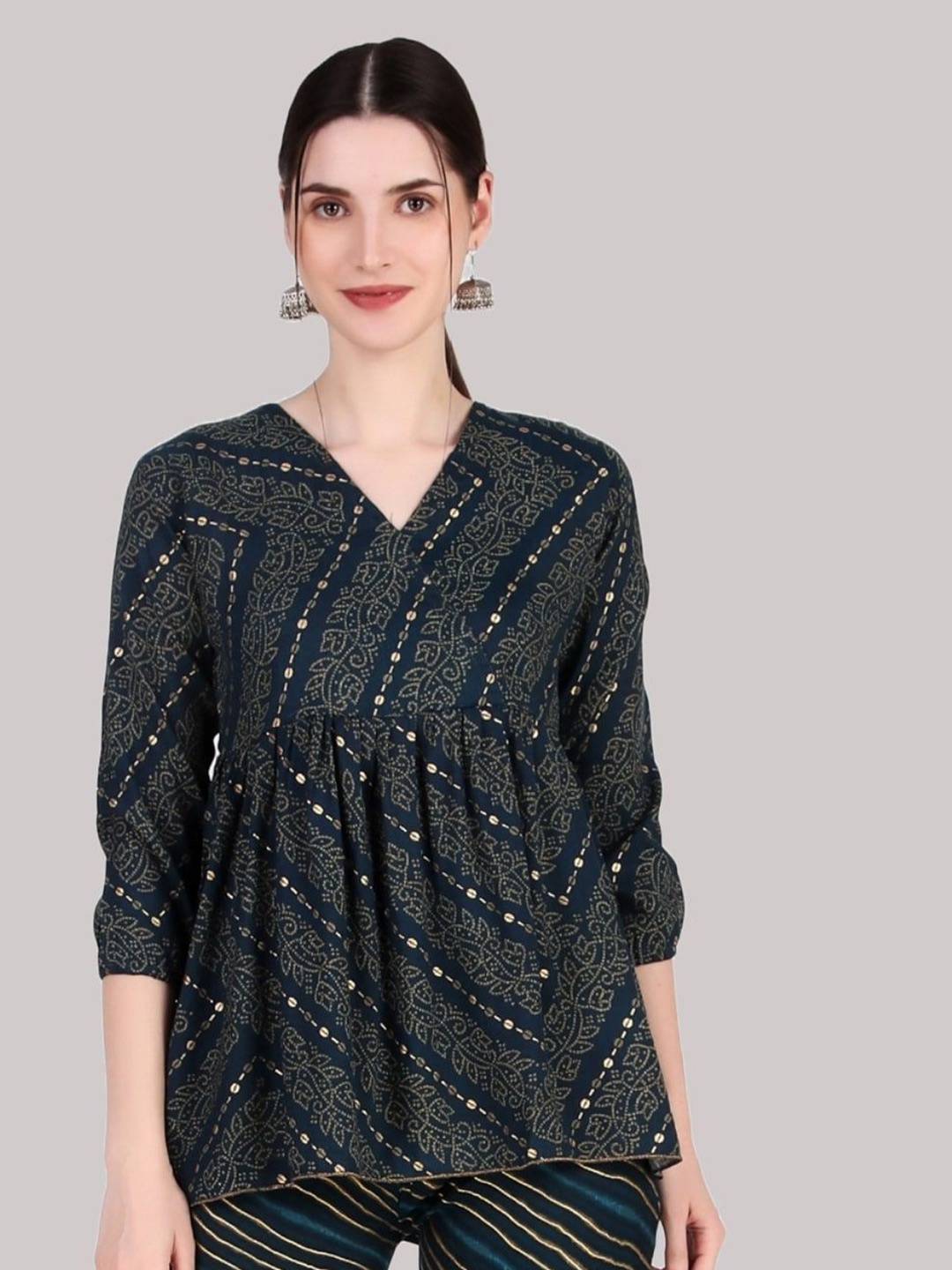 

FNOCKS Women Ethnic Printed V-Neck Cotton Top, Navy blue