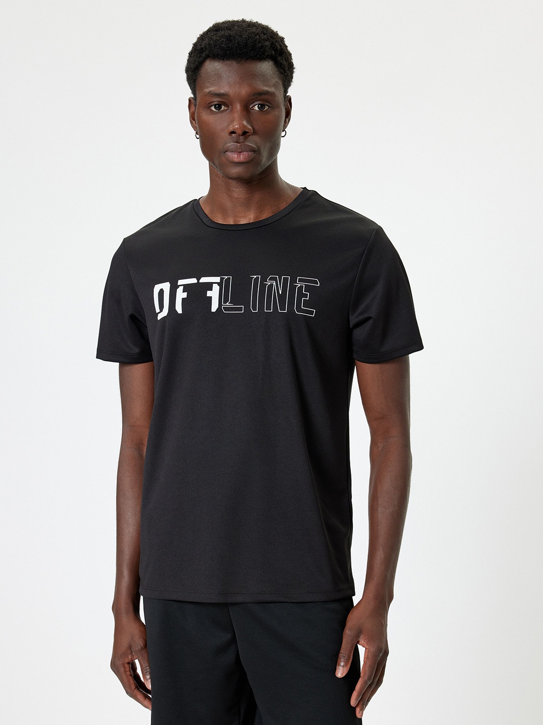 

Koton Men Typography Printed Applique T-shirt, Black