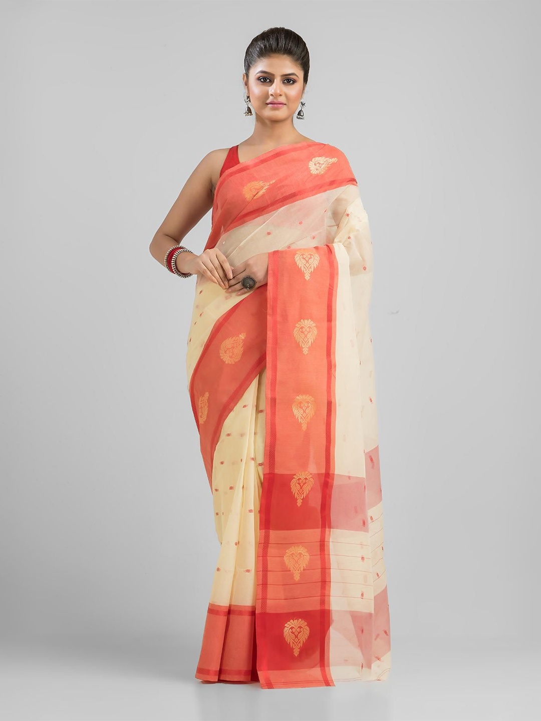 

Mitera Ethnic Motifs Zari Pure Cotton Saree, Off white