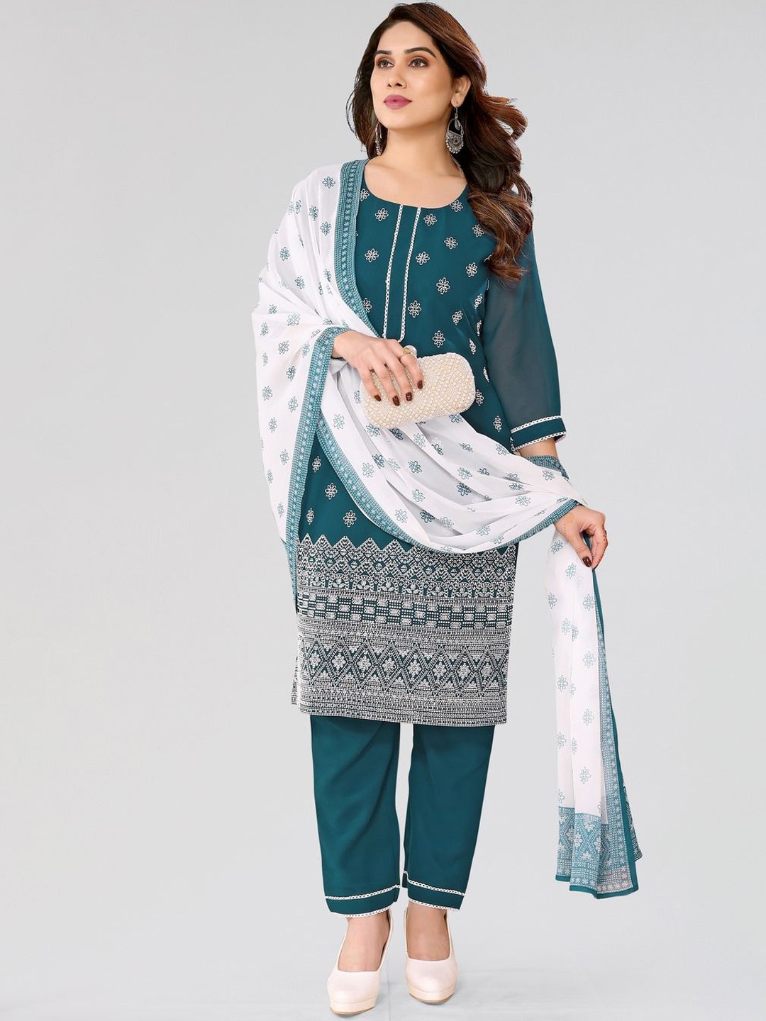 

PYARI - A style for every story Women Ethnic Motifs Printed Regular Kurta with Trousers & With Dupatta, Blue