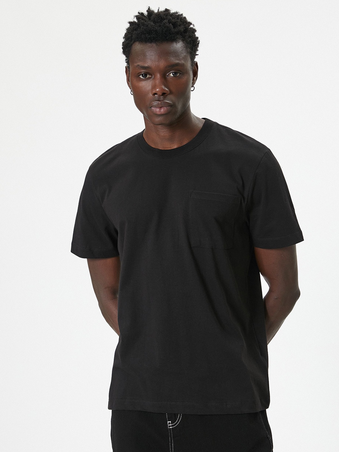 

Koton Men High Neck Pockets T-shirt, White