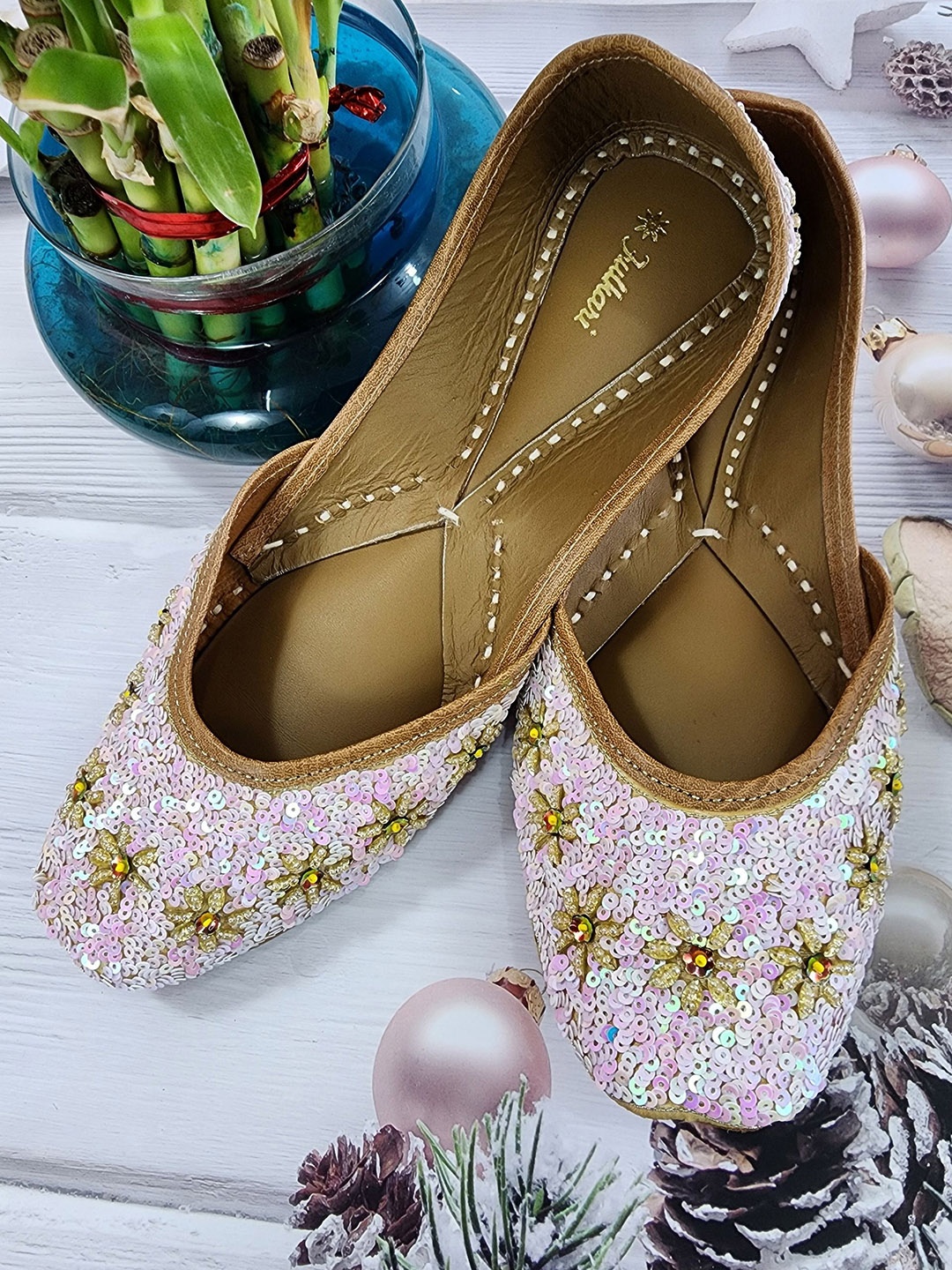 

Fulkari Women Embellished Ethnic Mojaris, Gold